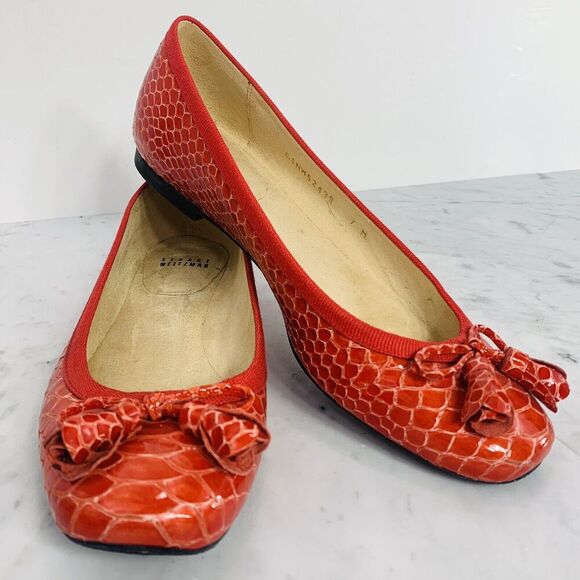 Stuart Weitzman Ballet Flats 7 Red Patten Leather Snake Print Tulip Tassel EUC - Picture 1 of 14